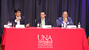 Debate presidencial en la UNA